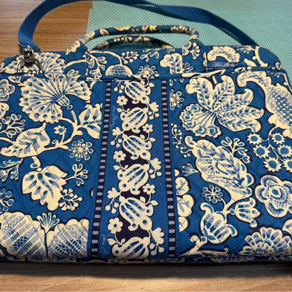 Vera Bradley Blue Floral Women's laptop Bag